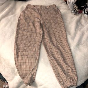 Forever 21 Plaid Trousers w/ Cinched Ankles (Size M)